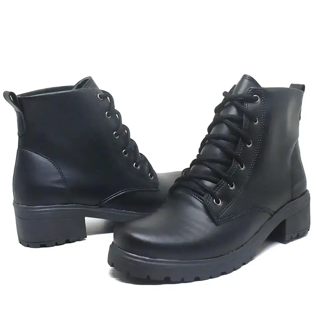 Coturno-Feminino-Tratorado-Preto-Salto-Baixo-008