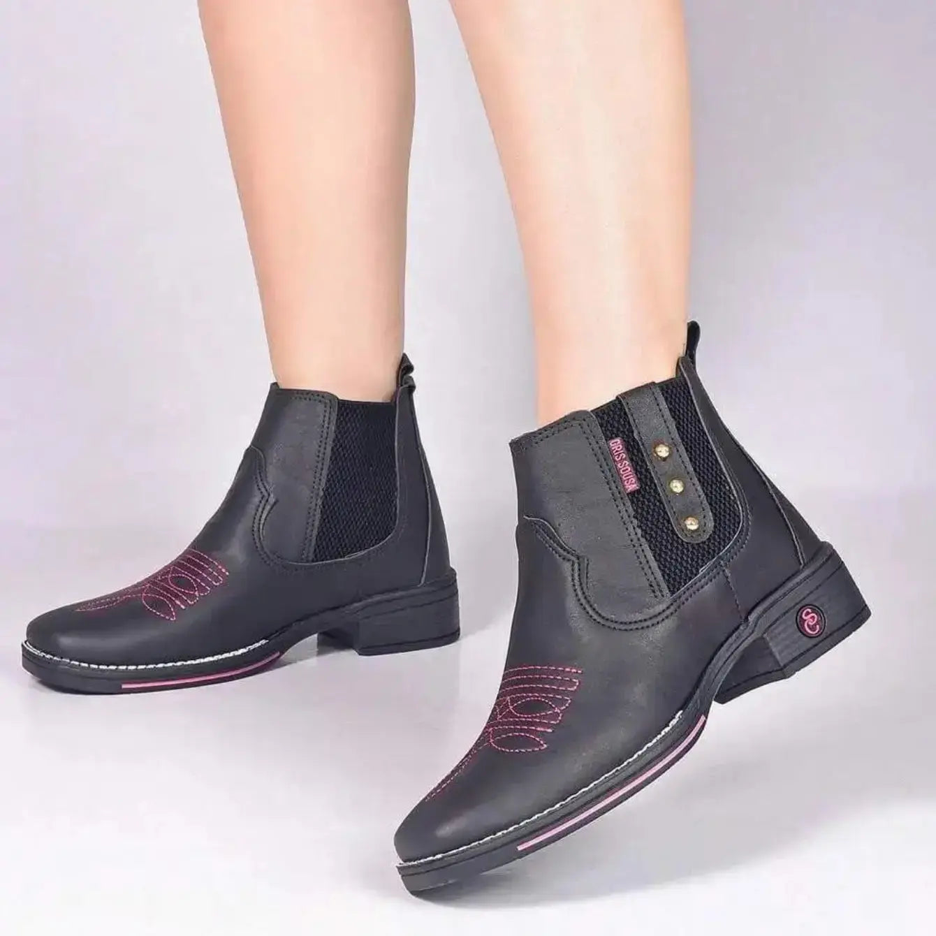 Botina-Texana-Feminina-Preta-de-Cano-Curto-Chelsea-Western-Country_001-Scavanni