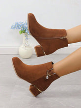 Bota-Cano-Curto-Feminina-041