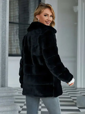 Casaco-Teddy-Preto-Feminino-022